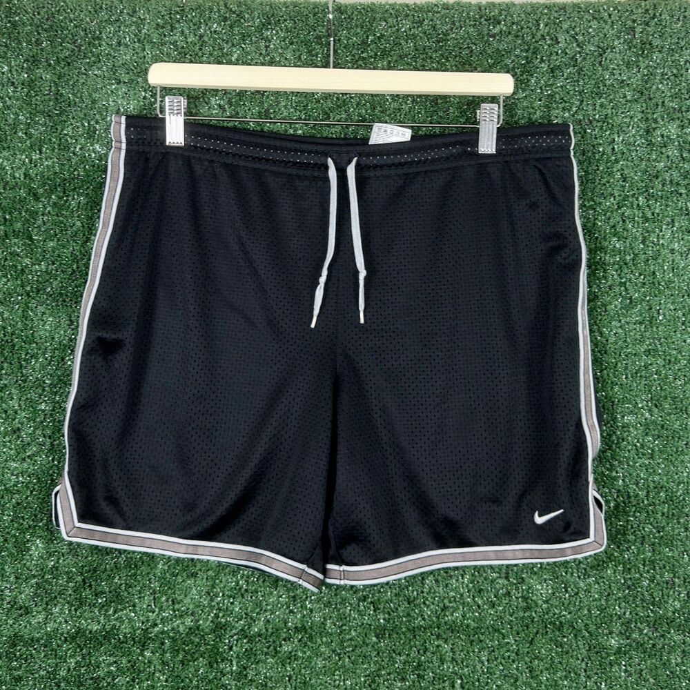 Vintage Nike Basketball Shorts Size M (8-10) Black White Mesh Athletic Gym